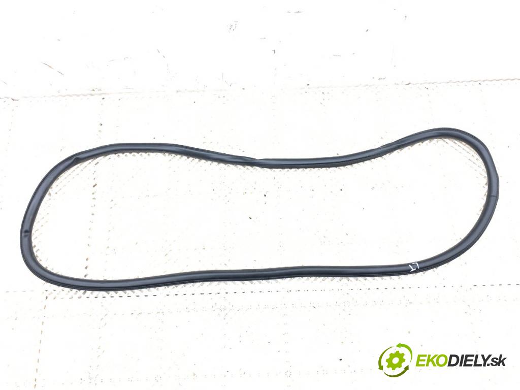 FORD MONDEO MK5 liftback 2017 110 kW 2.0 TDCi 1998 těsnění dveře zadní část levá strana  (Karoserie ostatní)