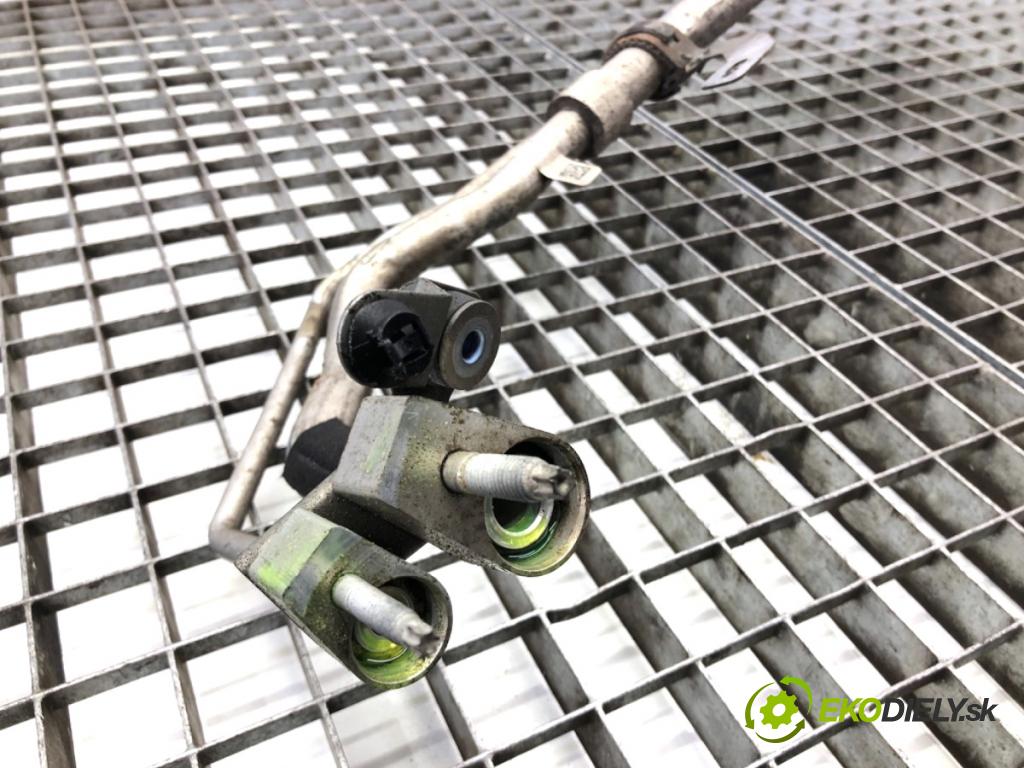 FORD MONDEO MK5 liftback 2017 110 kW 2.0 TDCi 1998 rúrka klimatizace DS7H-19E881-CD (Trubka klimatizace)