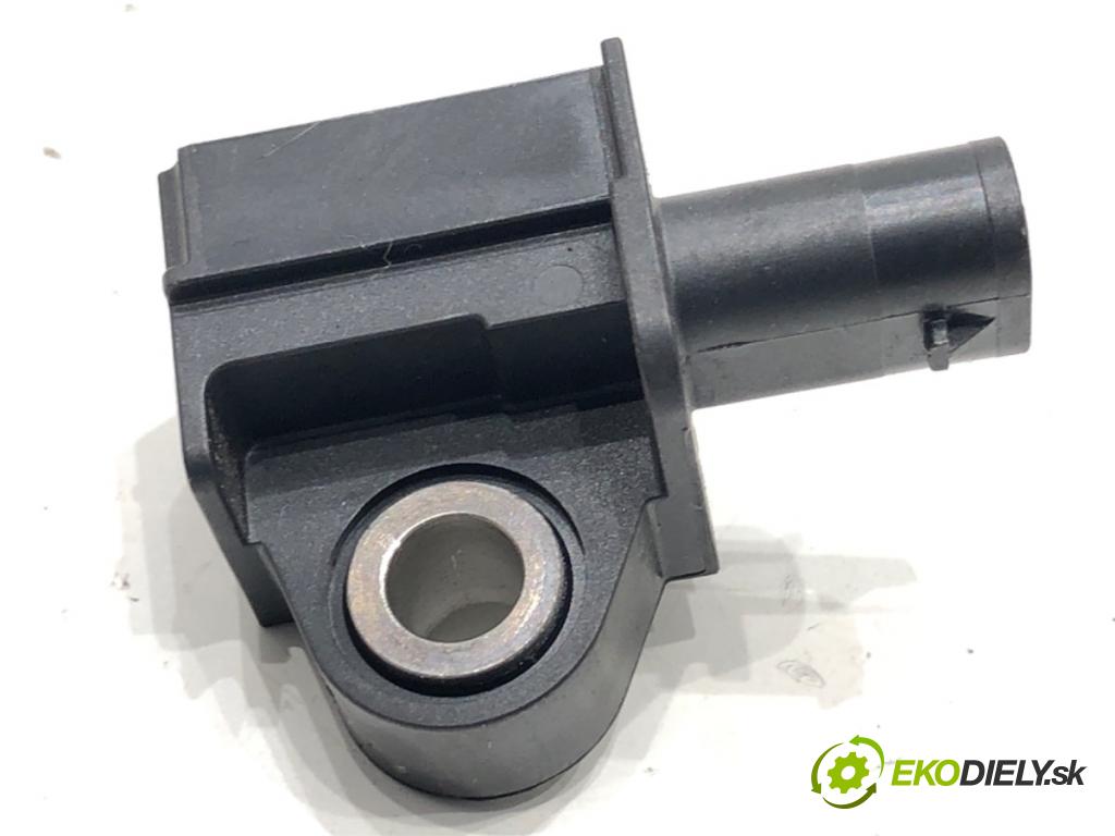 VW TIGUAN SUV 2017 110 kW 2.0 TDI 4motion 1968 Snímač nárazu 5Q0959651B (Snímač nárazu)