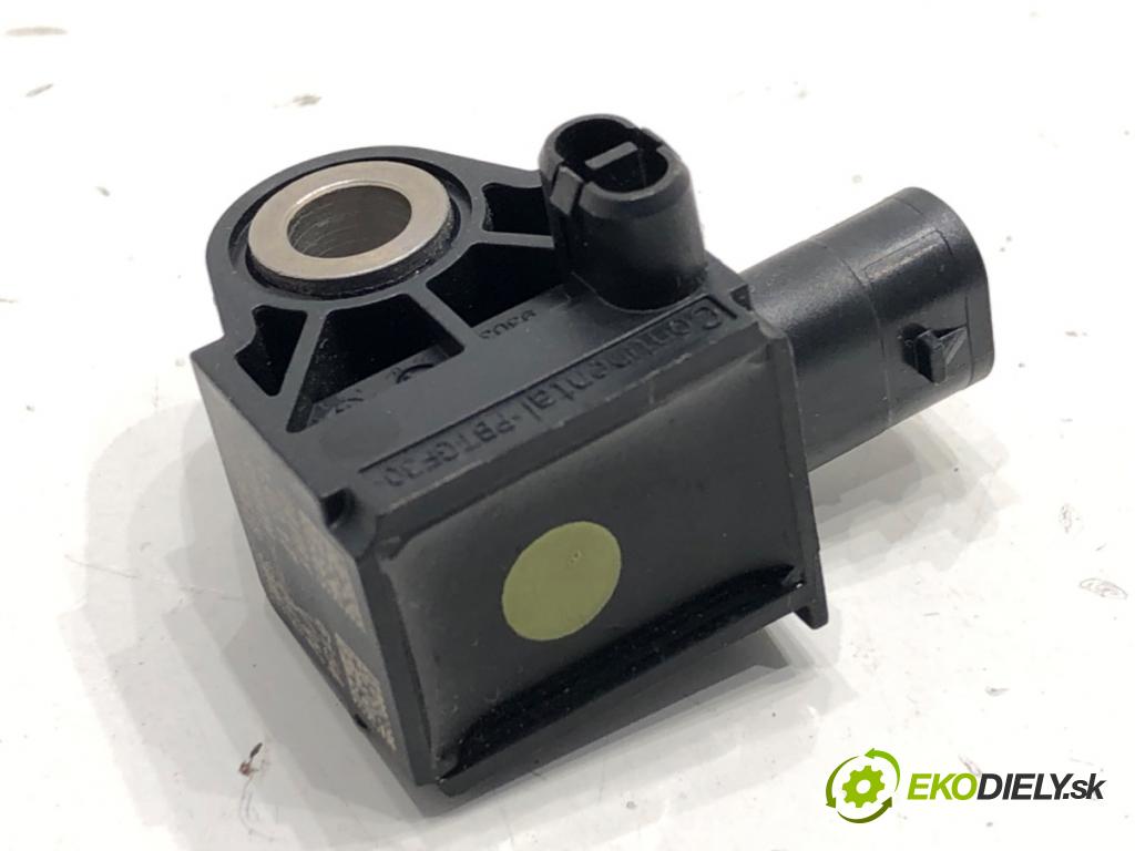 VW TIGUAN SUV 2017 110 kW 2.0 TDI 4motion 1968 Snímač nárazu 5Q0959651B (Snímač nárazu)