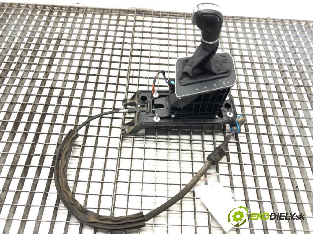 VW TIGUAN SUV 2017 110 kW 2.0 TDI 4motion 1968 Kulisa 5QH713025F (Rýchlostná páka (kulisa))