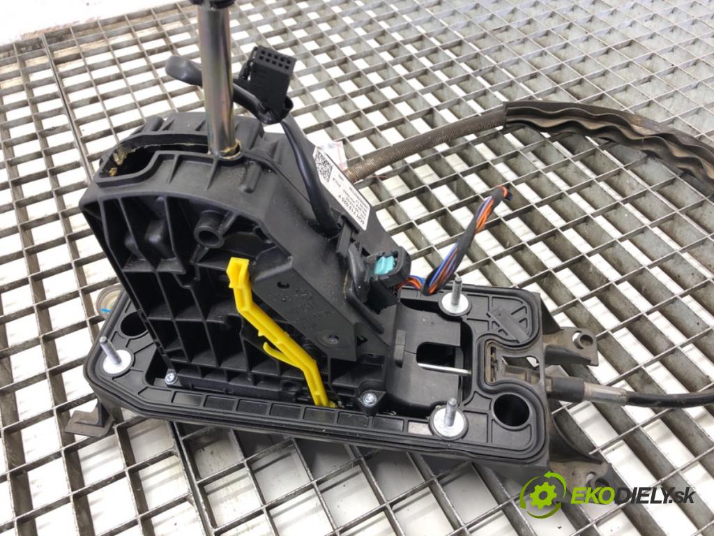 VW TIGUAN SUV 2017 110 kW 2.0 TDI 4motion 1968 Kulisa 5QH713025F (Rýchlostná páka (kulisa))