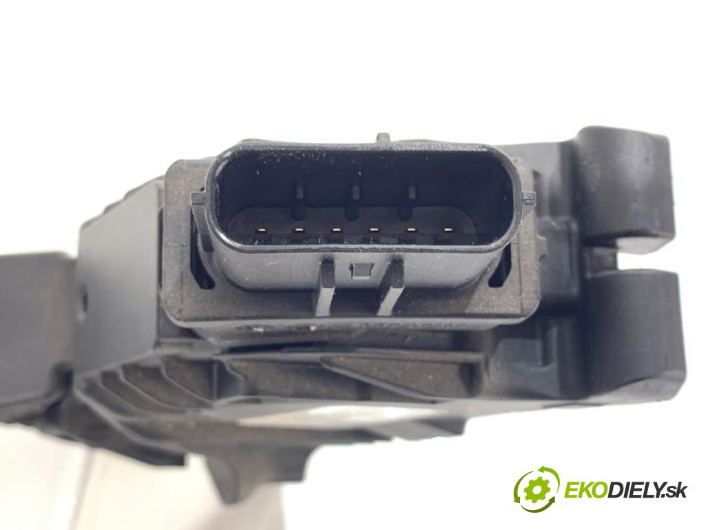 VW TIGUAN SUV 2017 110 kW 2.0 TDI 4motion 1968 Potenciometer plynu 5Q1723503J (Potenciometer plynového pedálu)