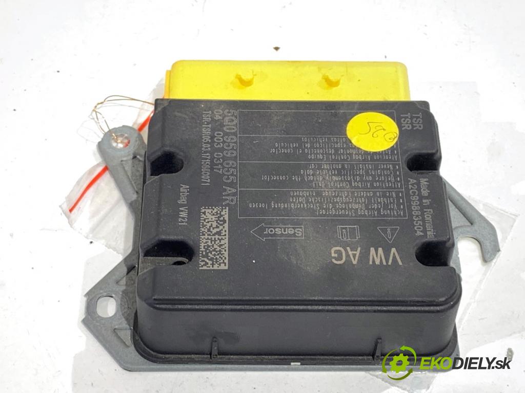 VW TIGUAN SUV 2017 110 kW 2.0 TDI 4motion 1968 senzor airbag 5Q0959655AR (Snímač)