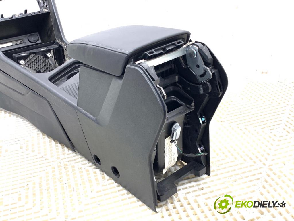 VW TIGUAN SUV 2017 110 kW 2.0 TDI 4motion 1968 Lakťová opierka 5NB863241E (Lakťová opierka)