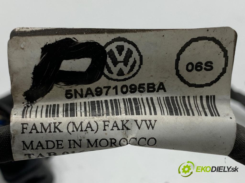 VW TIGUAN SUV 2017 110 kW 2.0 TDI 4motion 1968 káblovačka PDC přední část 5NA971095BA