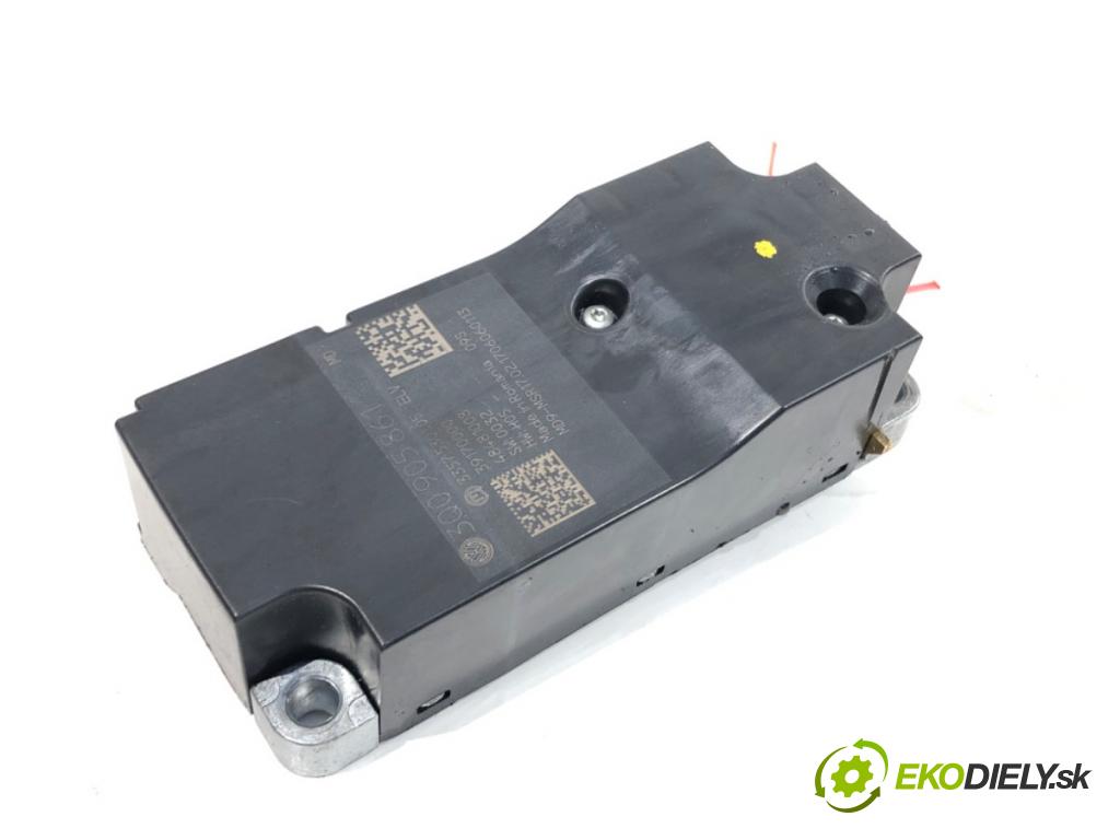 VW TIGUAN SUV 2017 110 kW 2.0 TDI 4motion 1968 blokáda volantu 3Q0905861 (Riadenie ostatné)