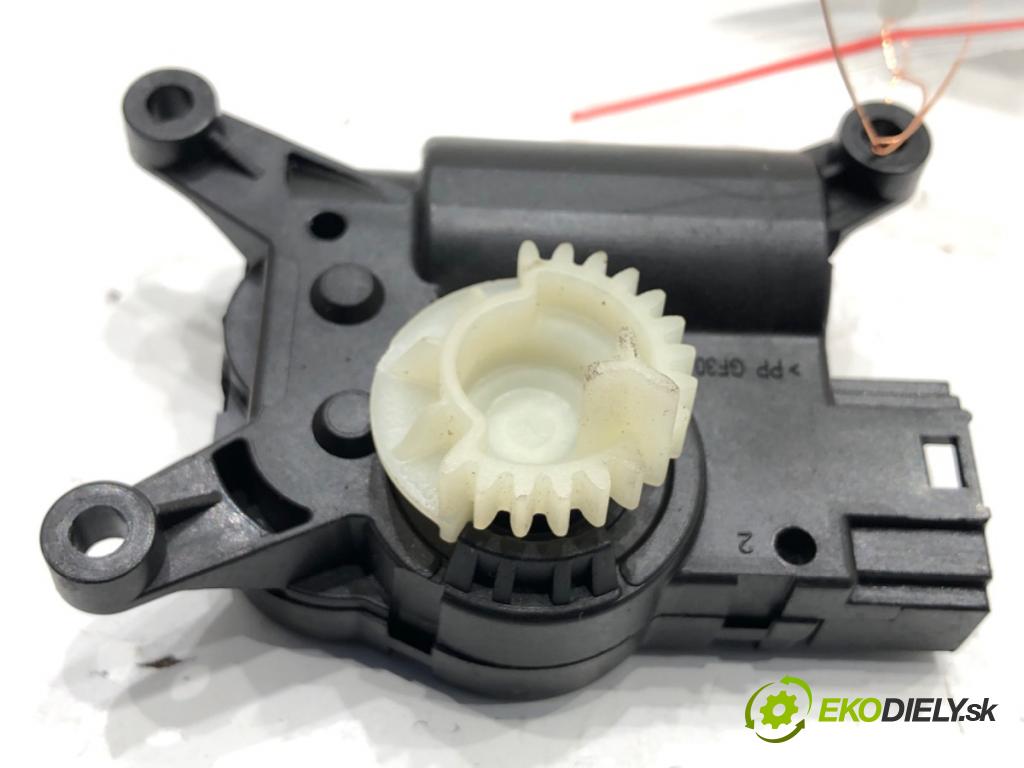VW TIGUAN SUV 2017 110 kW 2.0 TDI 4motion 1968 motor topení 5Q0907511K
