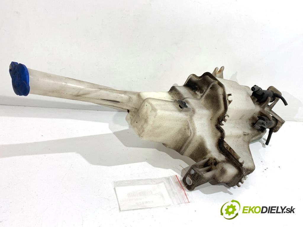 KIA SPORTAGE III SUV 2010 85 kW 1.7 CRDi 1685 nádržka ostřikovačů 98610-3W000