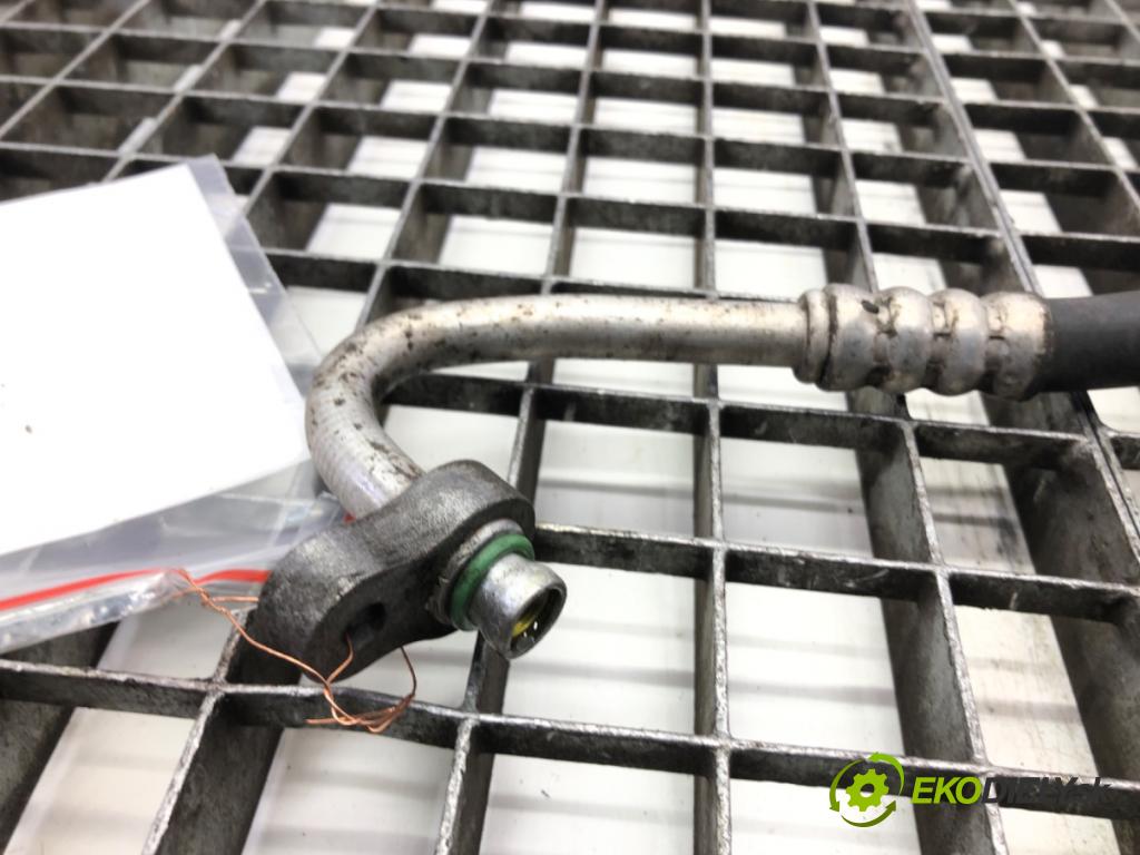 KIA SPORTAGE III SUV 2010 85 kW 1.7 CRDi 1685 rúrka klimatizácie  (Rúrka klimatizácie)