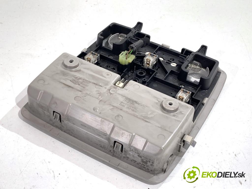 KIA SPORTAGE III SUV 2010 85 kW 1.7 CRDi 1685 světlo stropní 92800-3U000