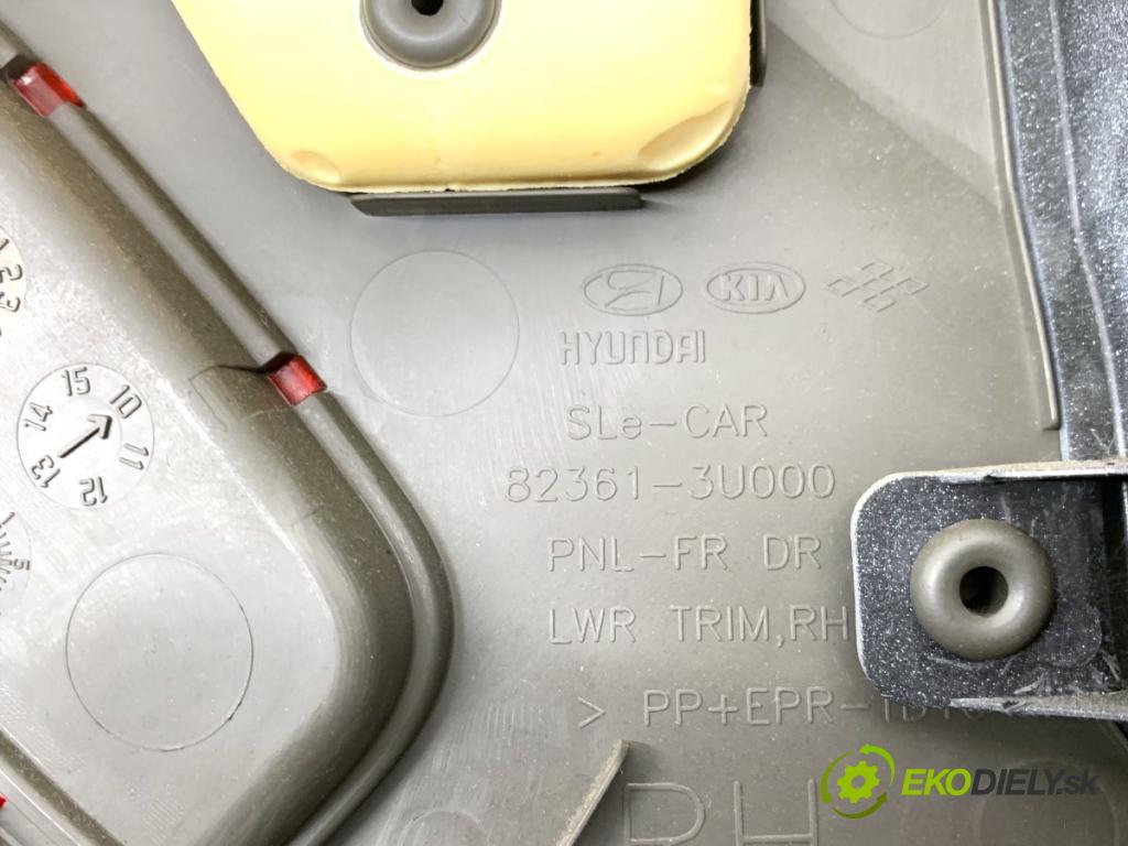 KIA SPORTAGE III SUV 2010 85 kW 1.7 CRDi 1685 čalúnenie Dvere pravy predný