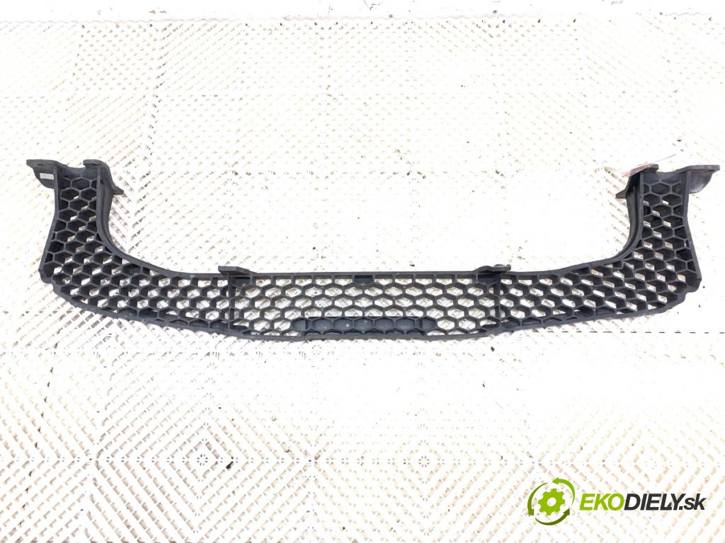 KIA SPORTAGE III SUV 2010 85 kW 1.7 CRDi 1685 výztuha nárazníka přední část 86571-3U000 (Přední výztuha)