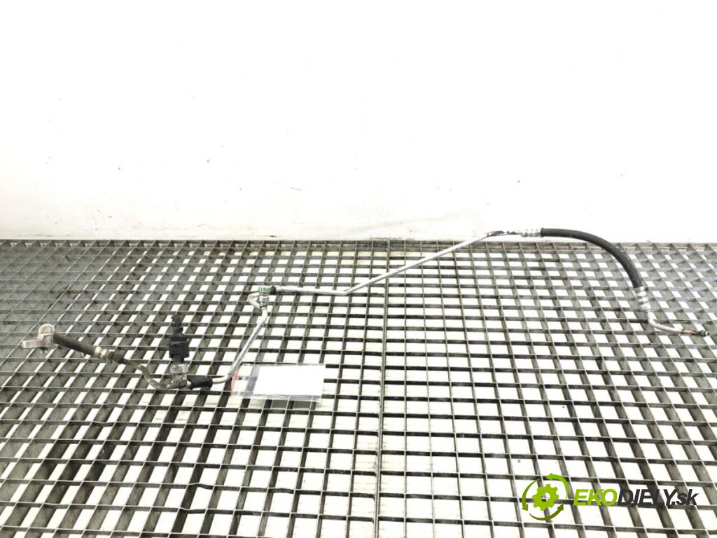 KIA SPORTAGE III SUV 2010 85 kW 1.7 CRDi 1685 rúrka klimatizácie  (Rúrka klimatizácie)