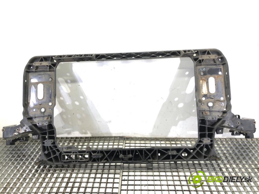 KIA SPORTAGE III SUV 2010 85 kW 1.7 CRDi 1685 držák přední část 64101-3U000 (Přední výztuha)