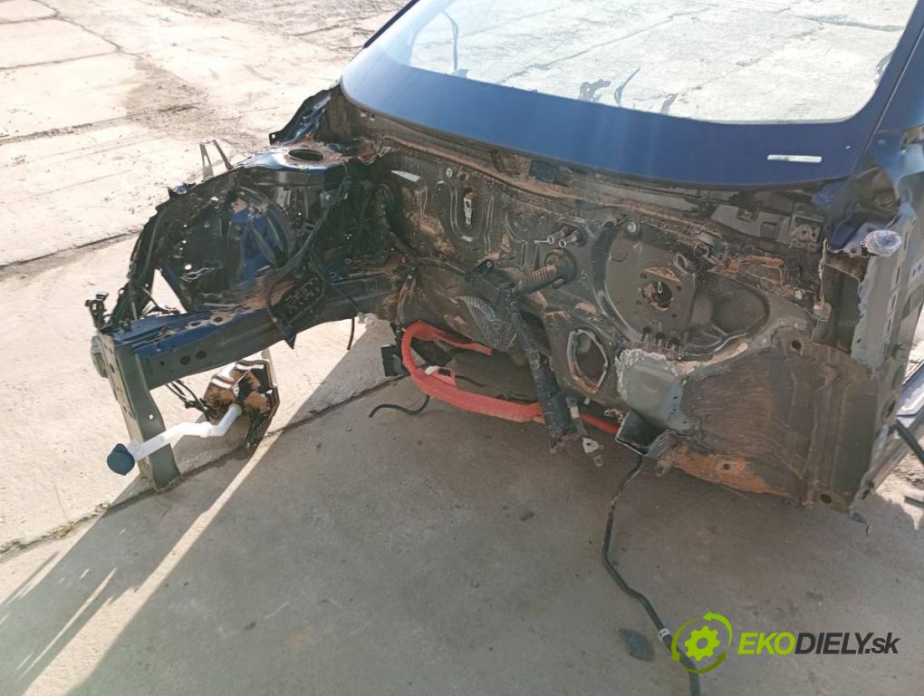 TOYOTA C-HR SUV  72 kW 1.8 Hybrid (ZYX10_, ZYX11_) 1798 KAROSERIA ČTVRŤÁK PODŁUŻNICA pravá