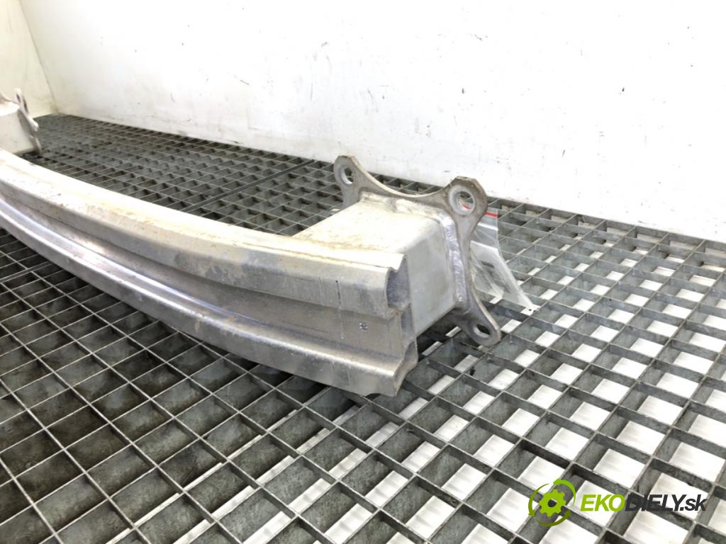 FORD FOCUS IV liftback 2019 88 kW 1.5 EcoBlue 1499 výztuha nárazníka zadní část  (Zadní výztuha)