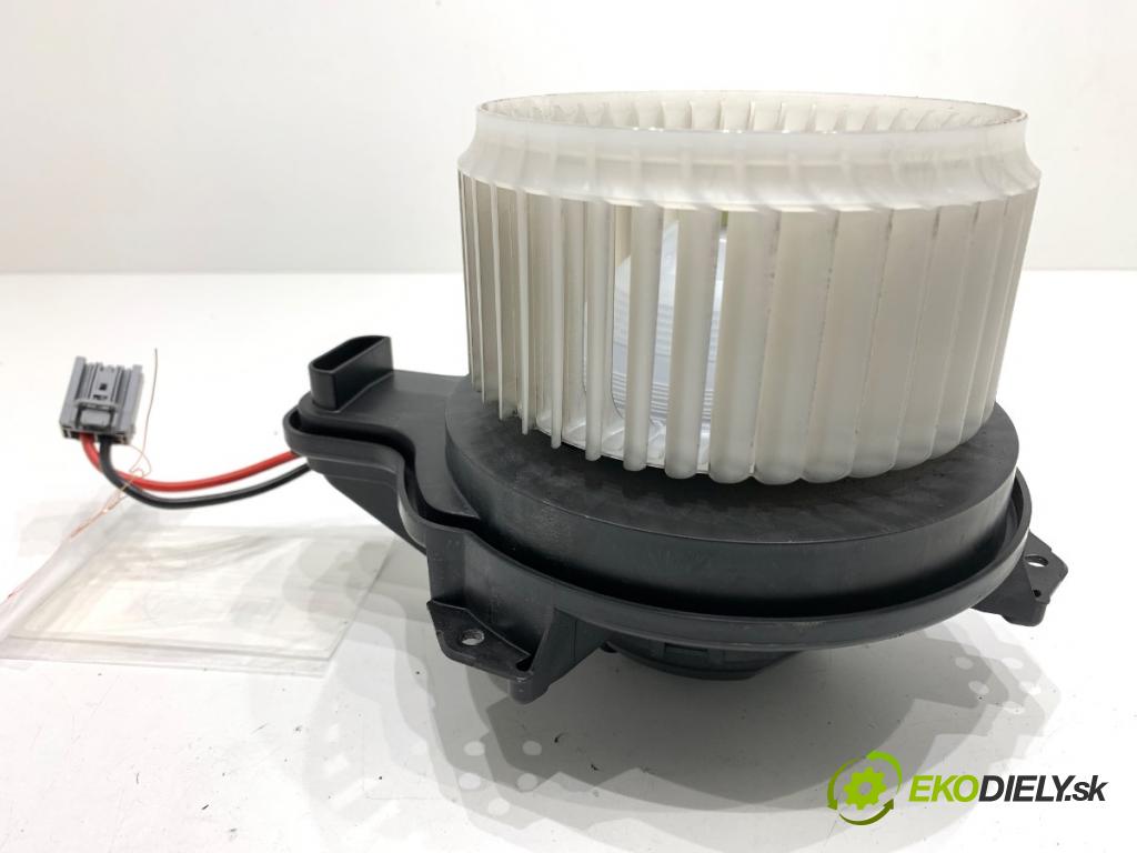 FORD FOCUS IV liftback 2019 88 kW 1.5 EcoBlue 1499 topení EB1D2B2PAA03