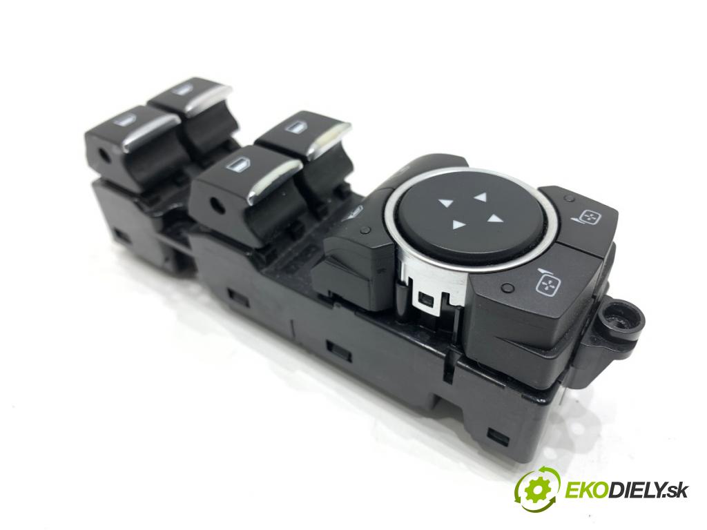 FORD FOCUS IV liftback 2019 88 kW 1.5 EcoBlue 1499 Prepínač okien H1BT-14540-DC (Prepínacie páčky pod volantom)