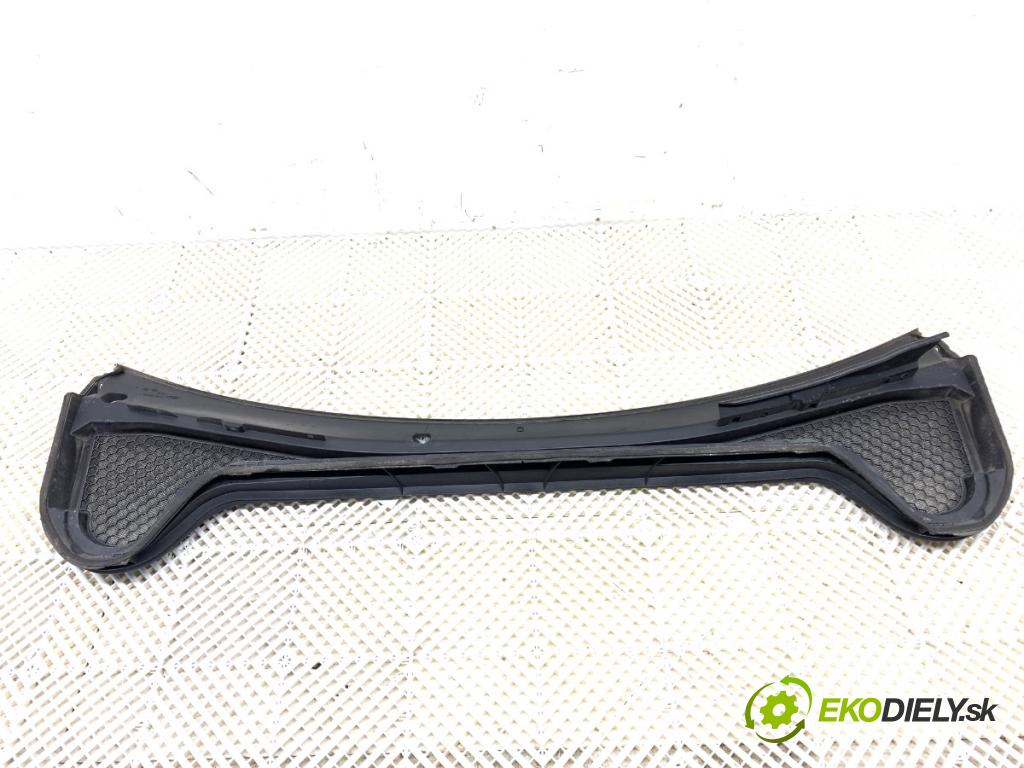 FORD FOCUS IV liftback 2019 88 kW 1.5 EcoBlue 1499 torpédo plast pod čelní okno JX7B-A02222-AD (Plast pod čelním sklem)