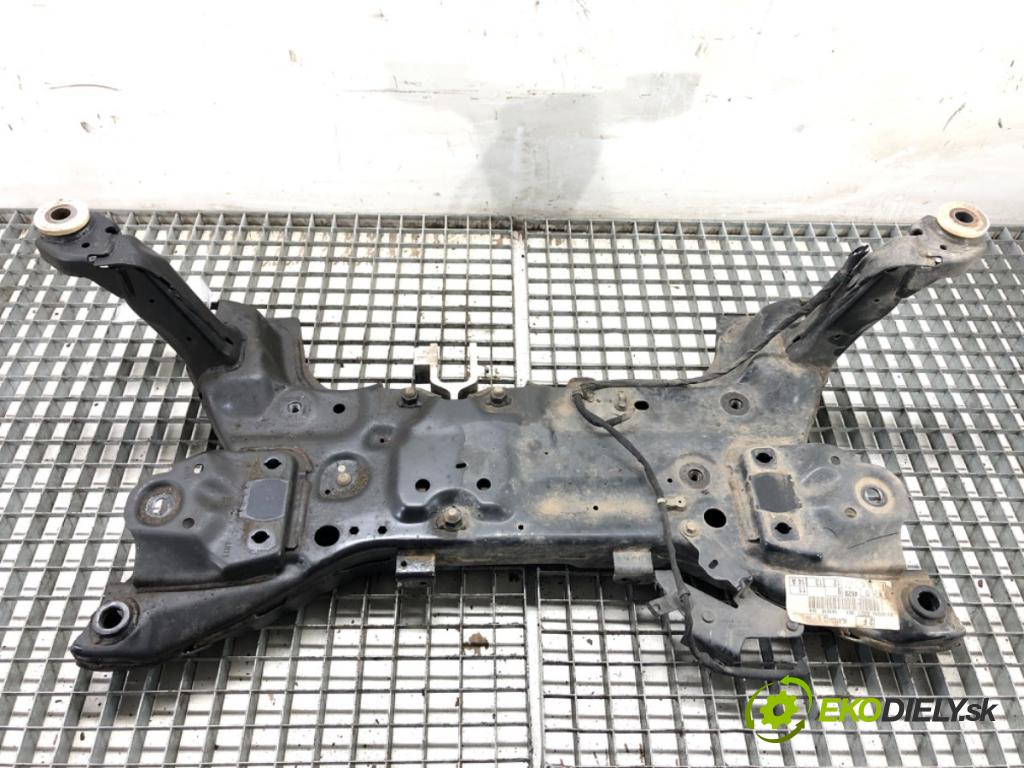 FORD FOCUS IV liftback 2019 88 kW 1.5 EcoBlue 1499 výztuha pod motor  (Přední výztuha)