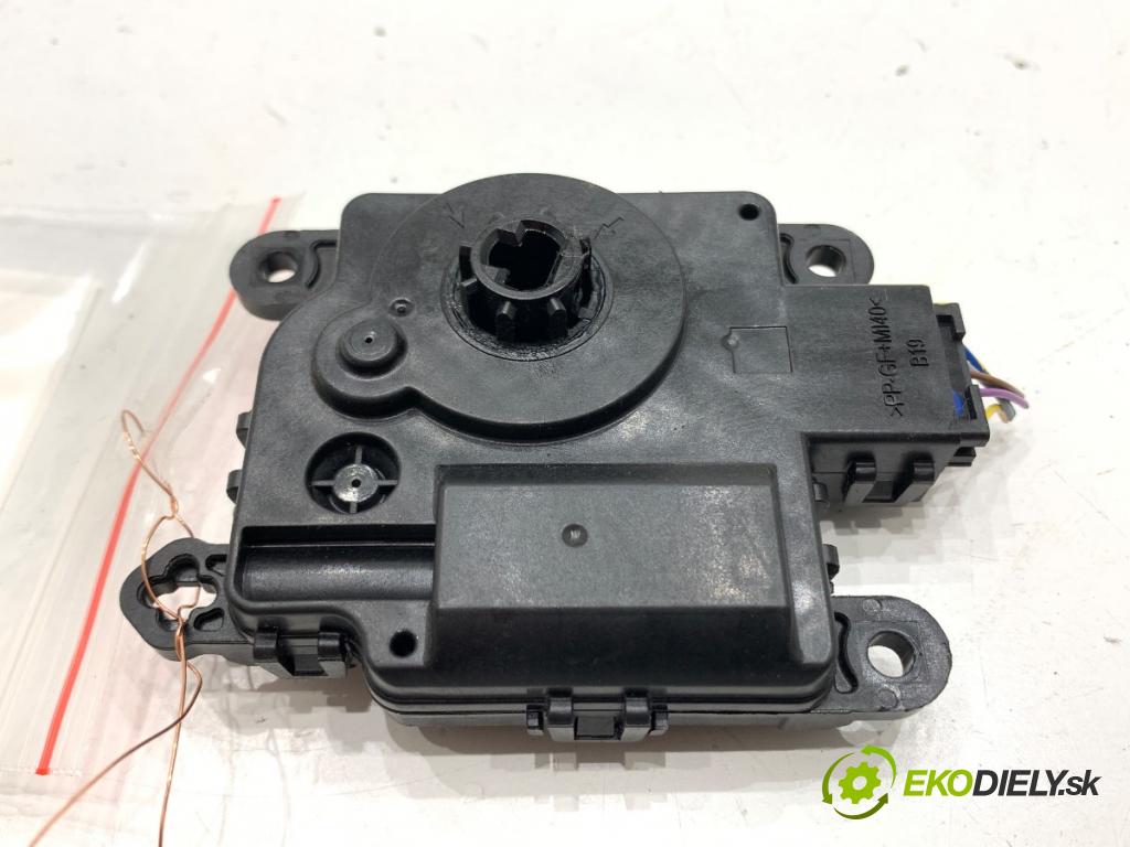 FORD FOCUS IV liftback 2019 88 kW 1.5 EcoBlue 1499 motor topení AA113800-4870