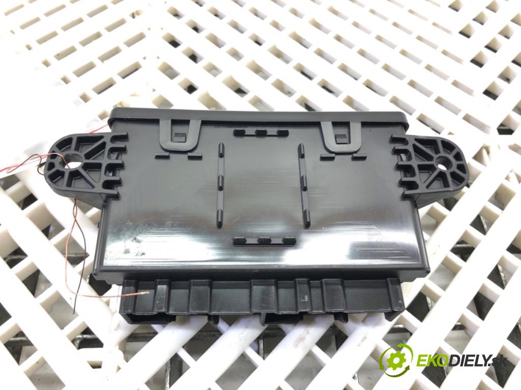 FORD FOCUS IV liftback 2019 88 kW 1.5 EcoBlue 1499 modul dveře přední část pravý JX7T-14B533-AE