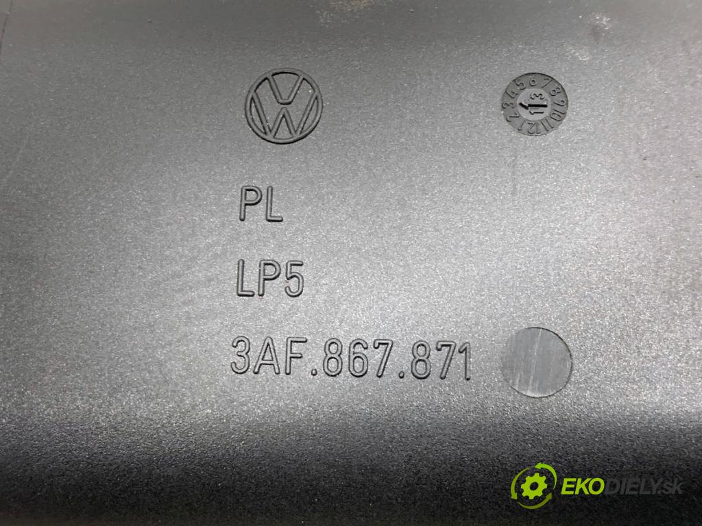VW PASSAT B7 Kombi 2013 103 kW 2.0 TDI 1968 Roleta kufra 3AF867871