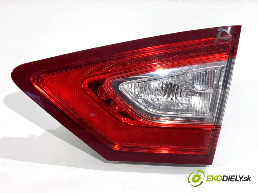FORD MONDEO MK5 liftback 2017 110 kW 2.0 TDCi 1998 světlo zadní část pravá vnitřní DS73-13A602-JG (Klika dveří ostatní)