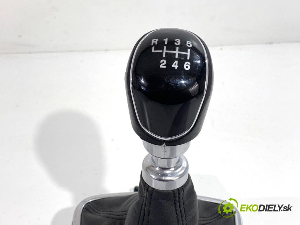 FORD MONDEO MK5 liftback 2017 110 kW 2.0 TDCi 1998 Kulisa DG9R-7C453-MKD (Rýchlostná páka (kulisa))