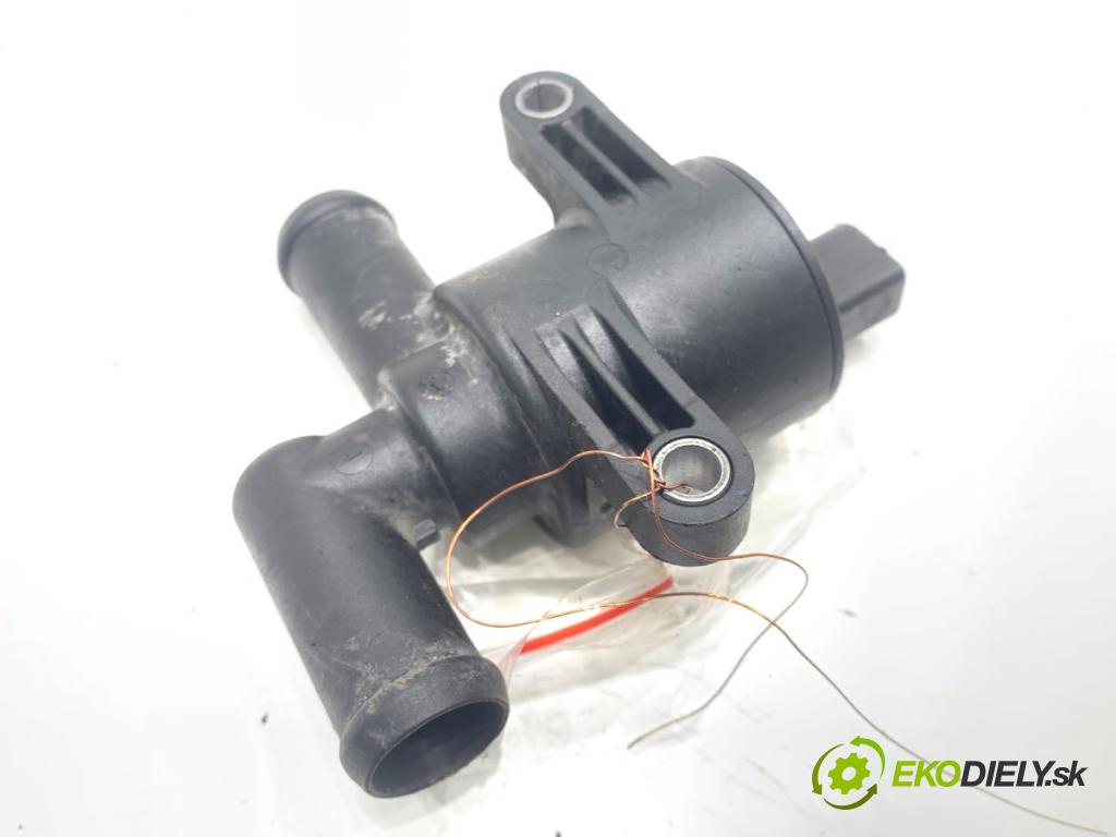 AUDI A6 C7 sedan 2011 180 kW 3.0 TDI quattro 2967 DALŠÍ: Pumpa vody 4H0121671D (Vodná pumpa)