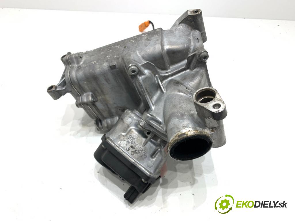 AUDI A6 C7 sedan 2011 180 kW 3.0 TDI quattro 2967 Chladič EGR komplet 059131515CG