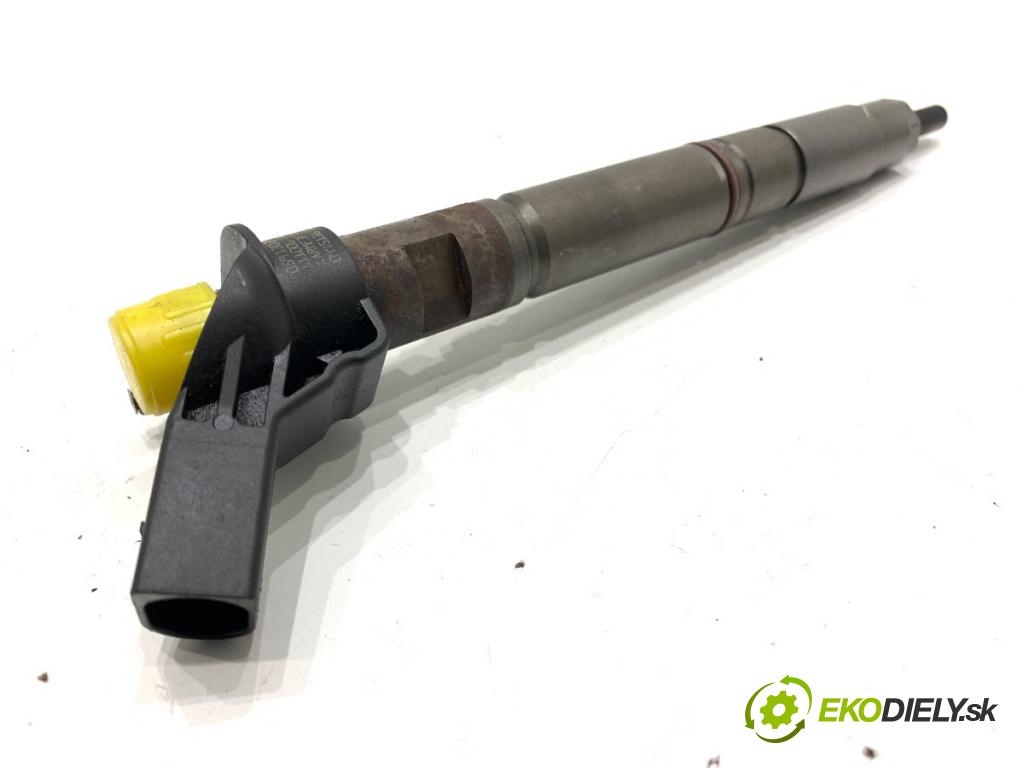 AUDI A6 C7 sedan 2011 180 kW 3.0 TDI quattro 2967 vstrekovač 059130277CC (Vstrekovač paliva)