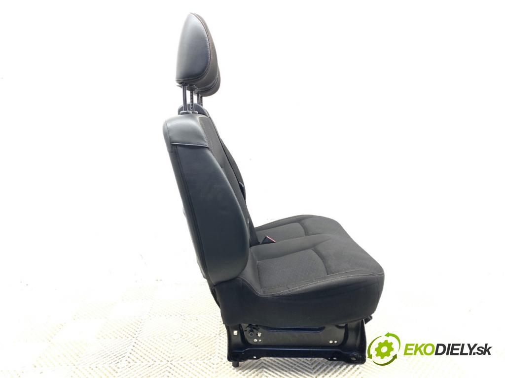 OPEL VIVARO B Autobus 2019 89 kW 1.6 CDTI (06) 1598 Sedadlo pravy predný DVOJNÁSOBEK: