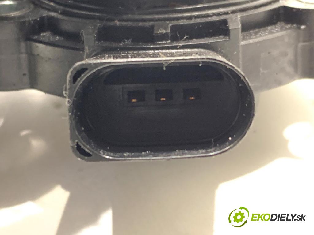 AUDI Q8 SUV 2019 210 kW 50 TDI Mild Hybrid quattro 2967 Snímač hladiny oleja 079907660A (Snímač)