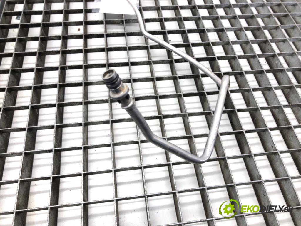 TOYOTA C-HR ---  --- --- --- rúrka klimatizace 88710-F4370 (Trubka klimatizace)