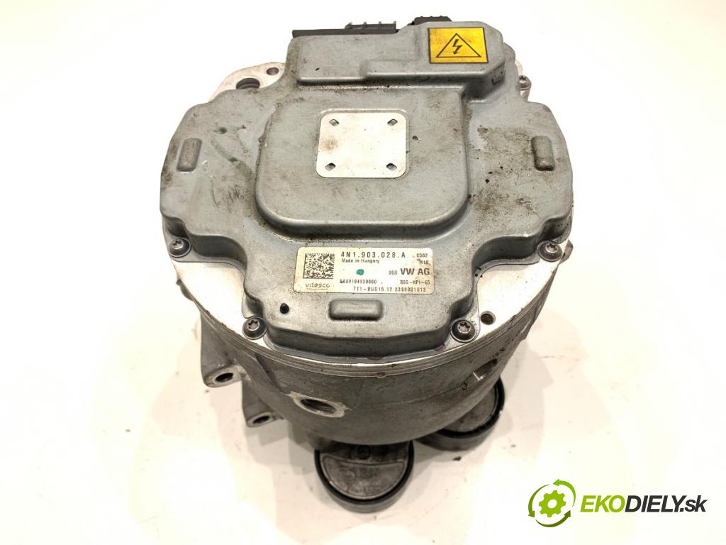 AUDI A8 D5 sedan 2019 210 kW 50 TDI Mild Hybrid quattro 2967 Alternátor 4N1903028A (Alternátor)