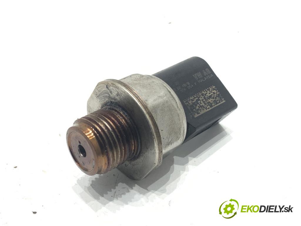 AUDI A8 D5 sedan 2019 210 kW 50 TDI Mild Hybrid quattro 2967 Snímač tlaku paliva 04L906054F (Snímač)