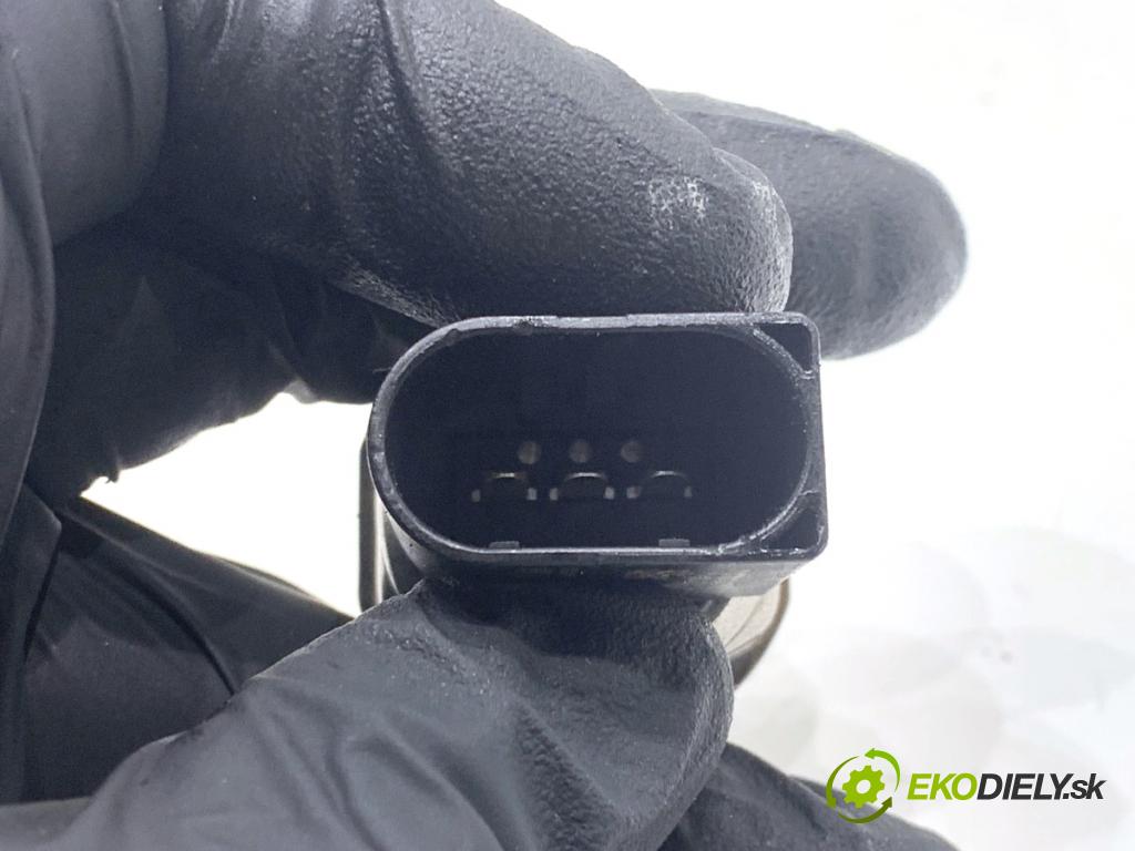 AUDI A8 D5 sedan 2019 210 kW 50 TDI Mild Hybrid quattro 2967 Snímač tlaku paliva 04L906054F (Snímač)