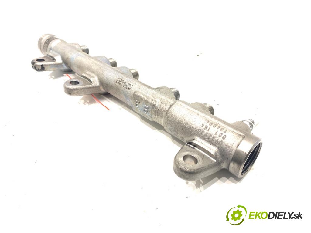 BMW G30 sedan 2021 110 kW 518 d Mild-Hybrid 1995 Lišta vstrekovacia 0445214370 8579239 (Vstrekovacia lišta)