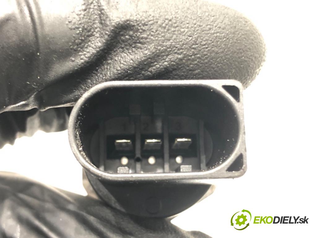 BMW G30 sedan 2021 110 kW 518 d Mild-Hybrid 1995 Snímač tlaku paliva 0281007872 (Snímač)