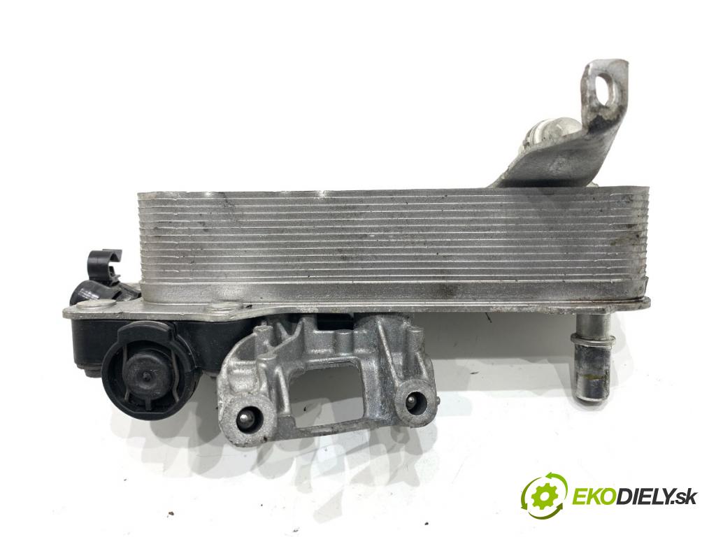 BMW G30 sedan 2021 110 kW 518 d Mild-Hybrid 1995 chladič oleje převodovky 8514515