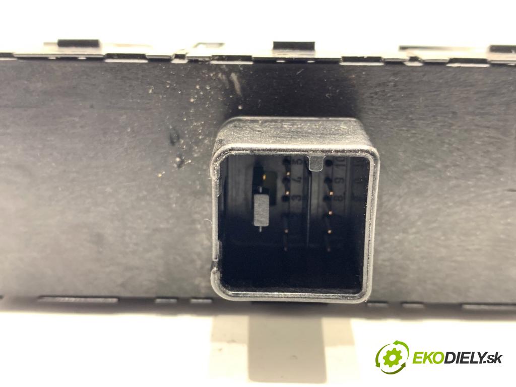 VW TIGUAN SUV 2011 100 kW 2.0 TDI 4motion 1968 Prepínač okien 1K4959857B (Prepínacie páčky pod volantom)