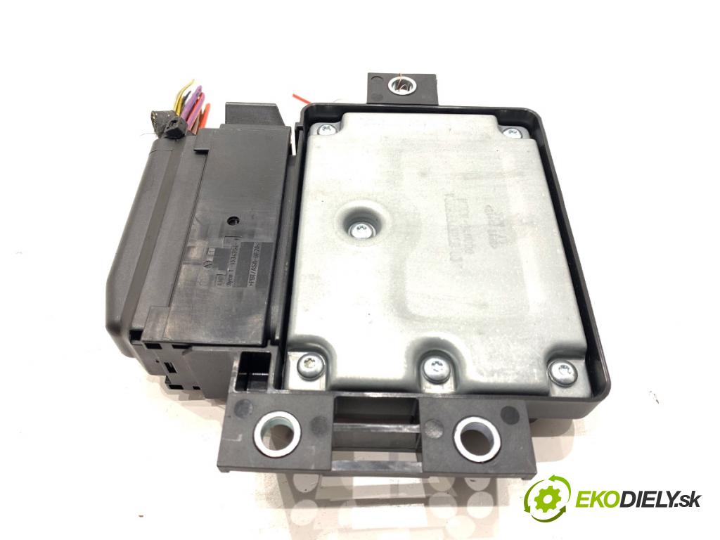 VW TIGUAN SUV 2011 100 kW 2.0 TDI 4motion 1968 Modul brzdy ručnej brzdy 3AA907801E