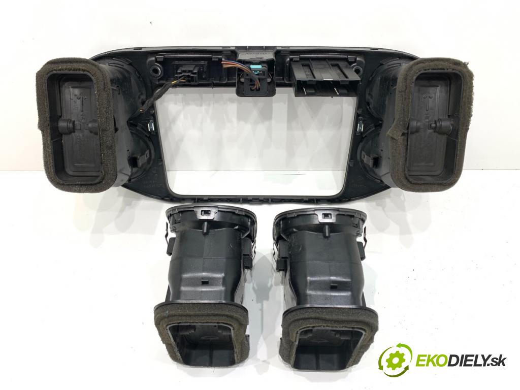 VW TIGUAN SUV 2011 100 kW 2.0 TDI 4motion 1968 mří topení přední část 5M0858071K