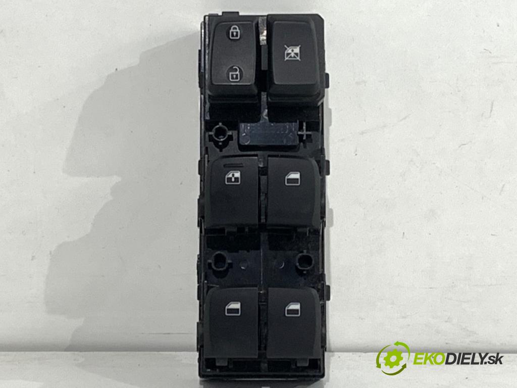 HYUNDAI KONA SUV 2021 77 kW 1.6 GDi Hybrid 1580 Prepínač okien 93570-J9150 (Prepínacie páčky pod volantom)