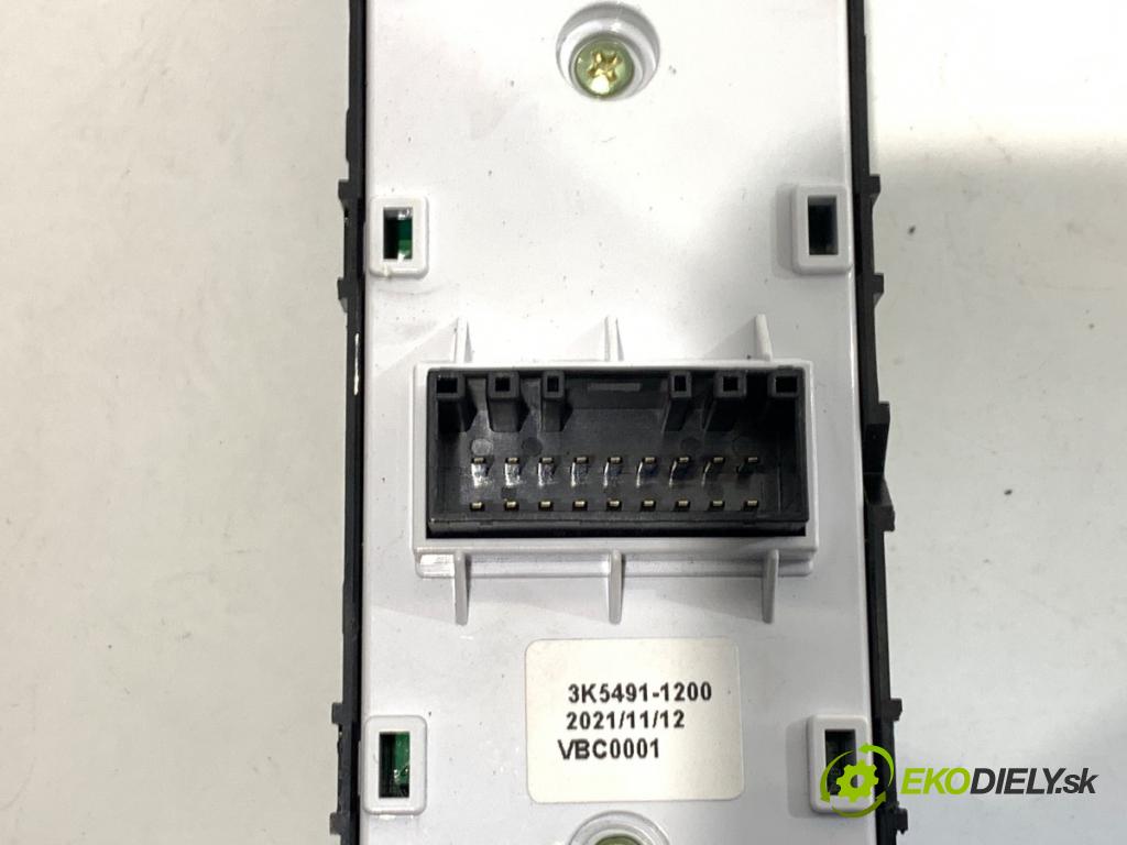 HYUNDAI KONA SUV 2021 77 kW 1.6 GDi Hybrid 1580 Prepínač okien 93570-J9150 (Prepínacie páčky pod volantom)