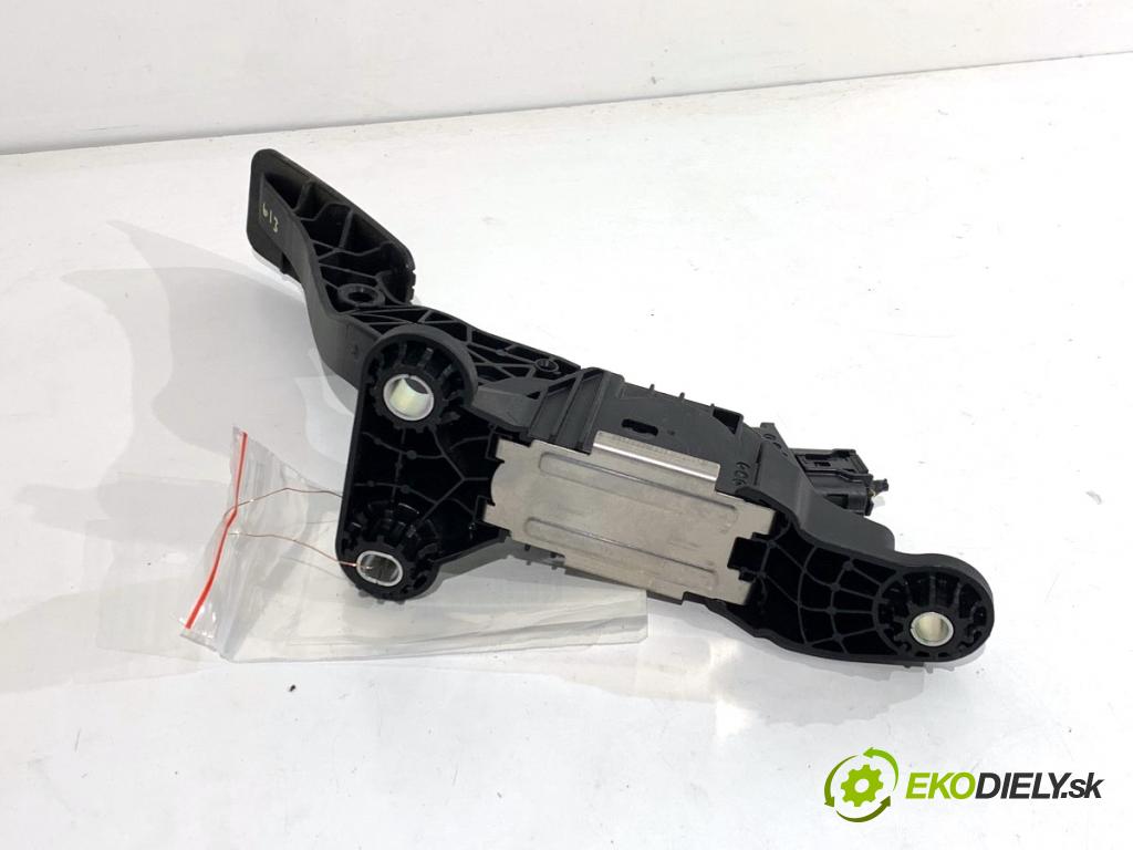 HYUNDAI KONA SUV 2021 77 kW 1.6 GDi Hybrid 1580 Potenciometer plynu CN08596994 (Potenciometer plynového pedálu)