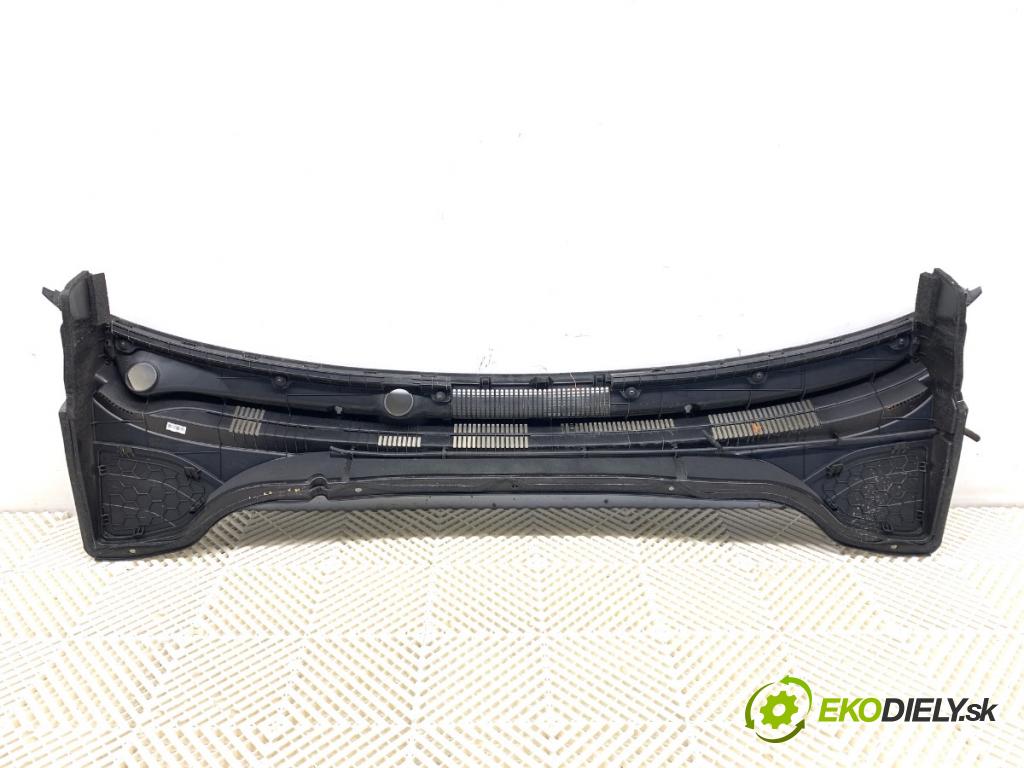 HYUNDAI KONA SUV 2021 77 kW 1.6 GDi Hybrid 1580 Torpédo, plast pod čelné okno 86150-J9000 (Torpédo (plast pod čelným sklom))