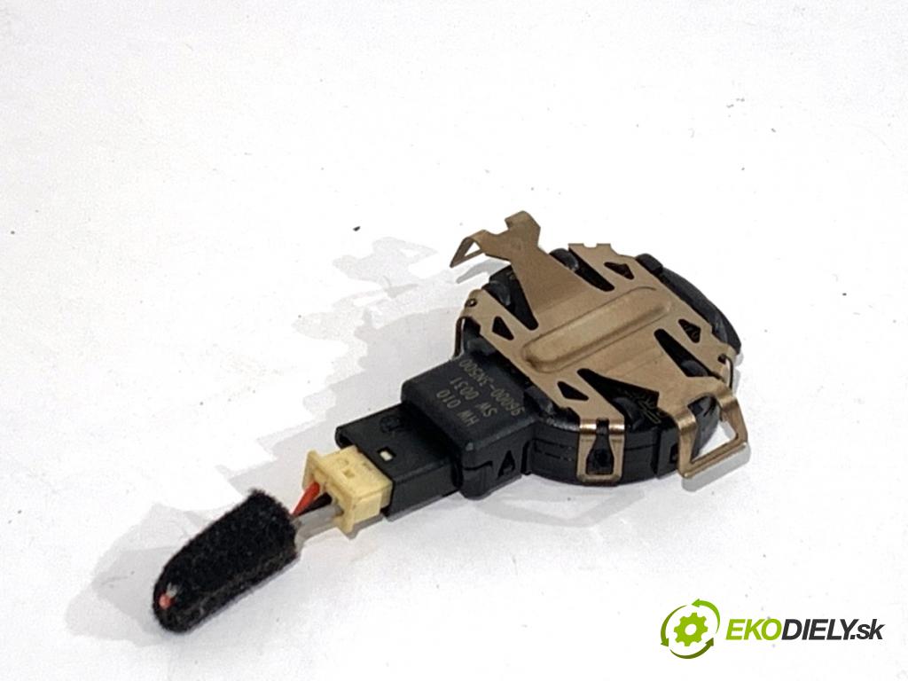 HYUNDAI KONA SUV 2021 77 kW 1.6 GDi Hybrid 1580 Snímač dažďa 96000-3N500 (Snímač dažďa)